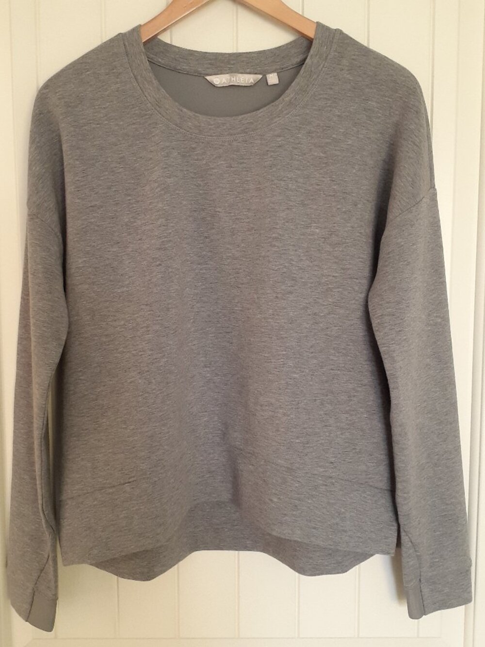 Athleta Modern Sweatshirt Cropped Light Gray Heather Size M